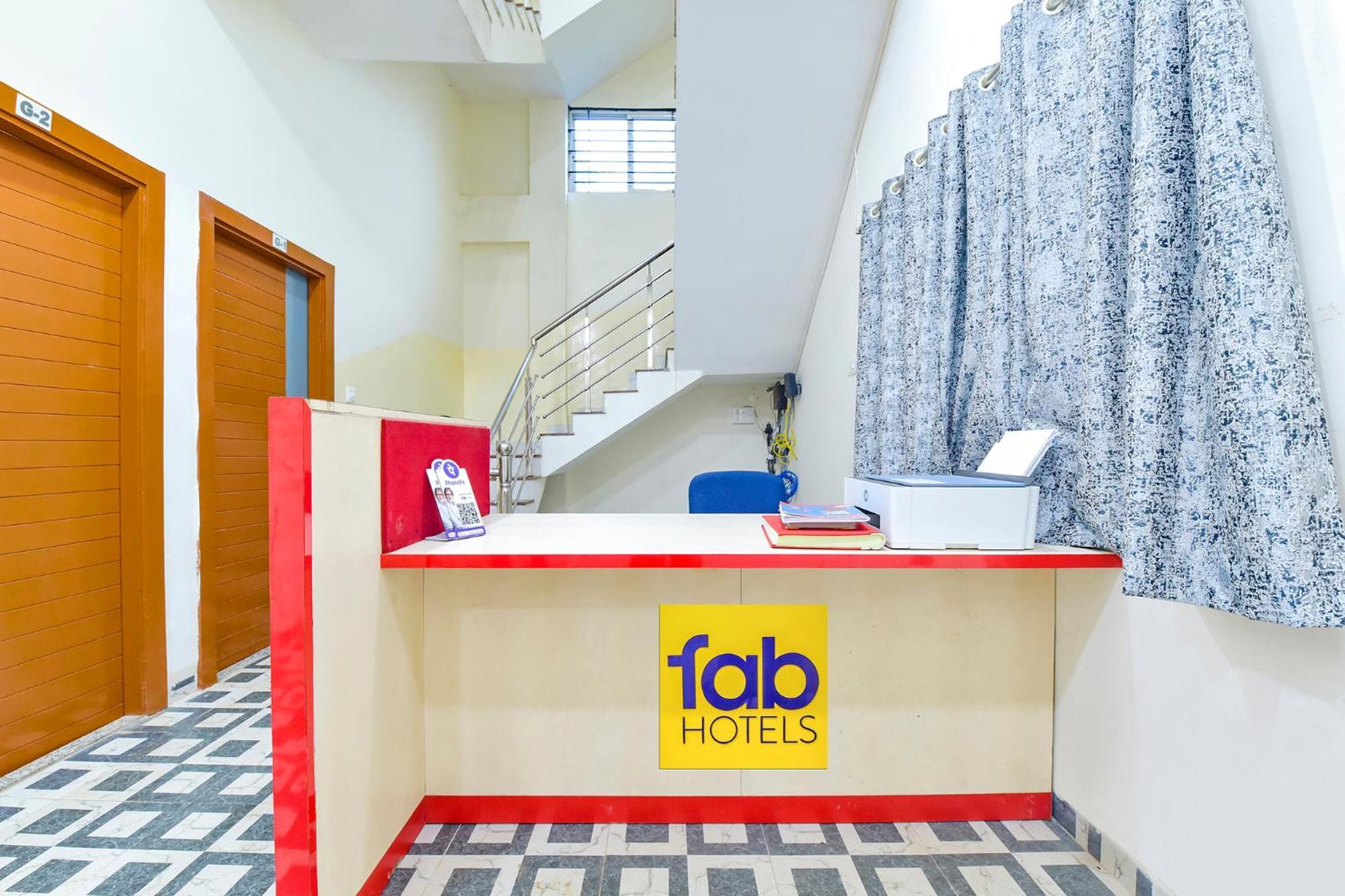 Fabhotel Grand Embassy Indore Exterior photo