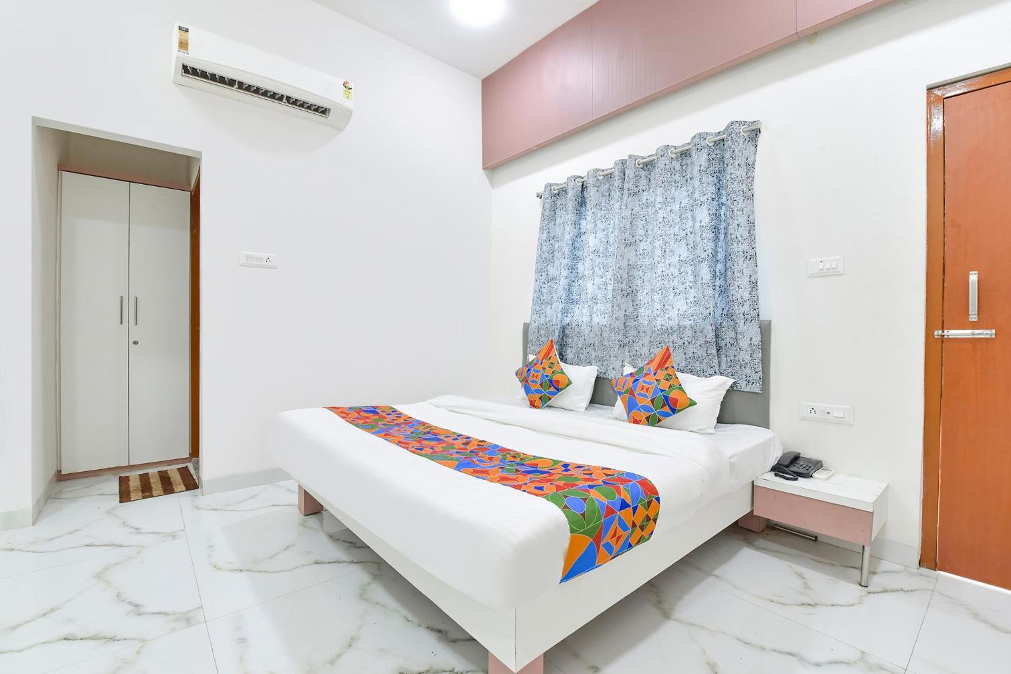 Fabhotel Grand Embassy Indore Exterior photo