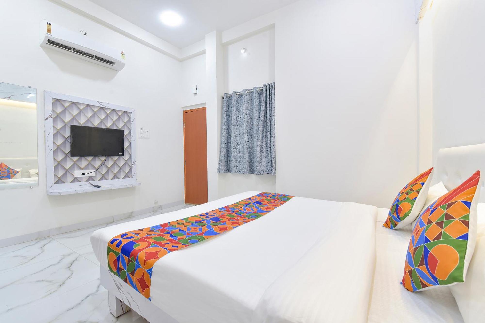 Fabhotel Grand Embassy Indore Exterior photo