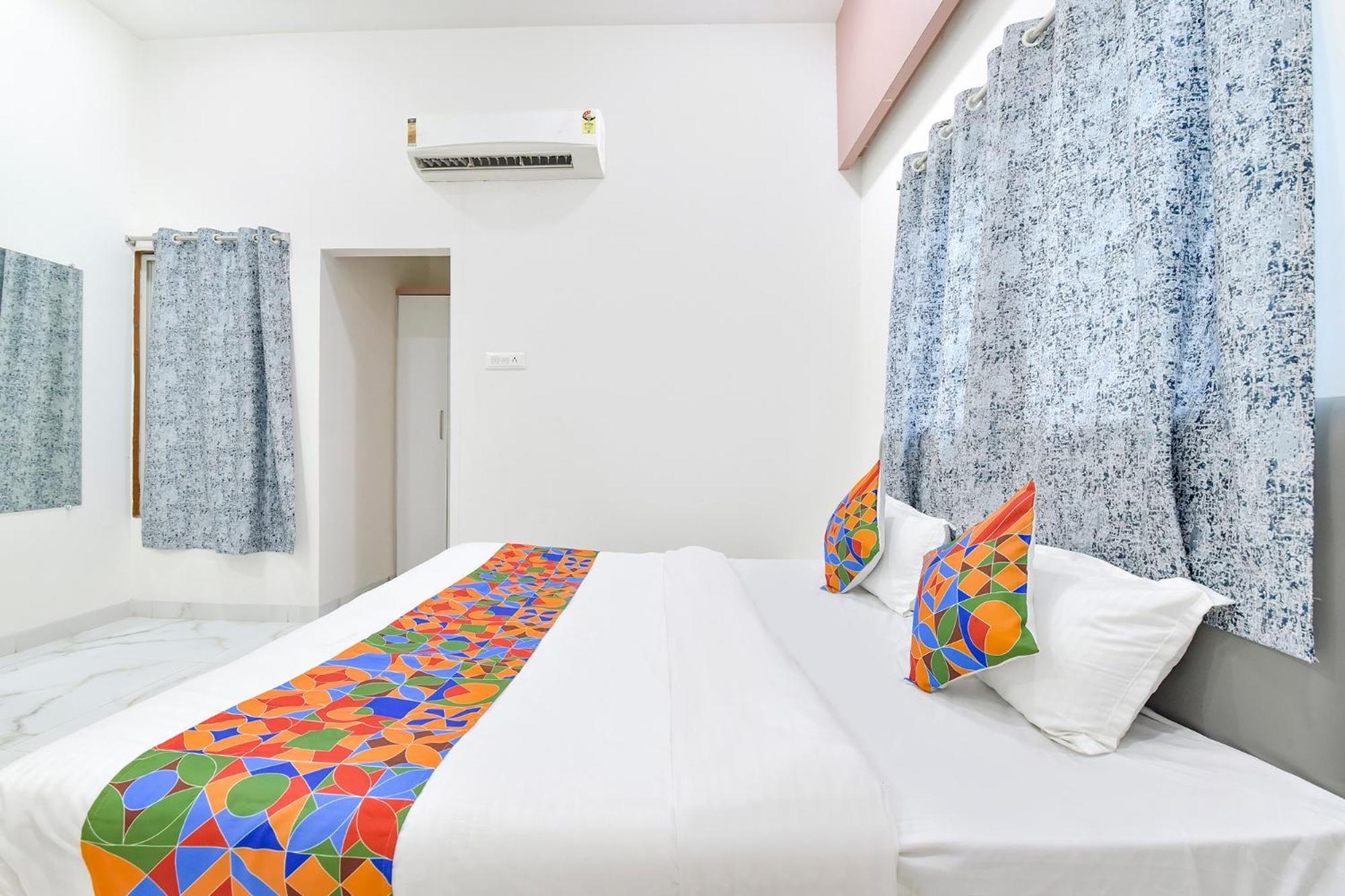 Fabhotel Grand Embassy Indore Exterior photo